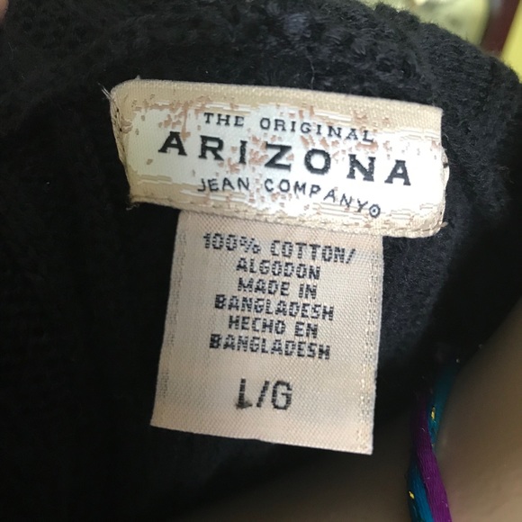 Clothes - Picture 3 of 3